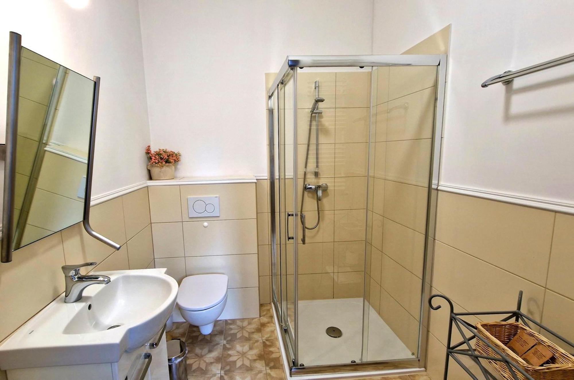 Hotel Charlotta Jedlina-Zdroj Exteriör bild